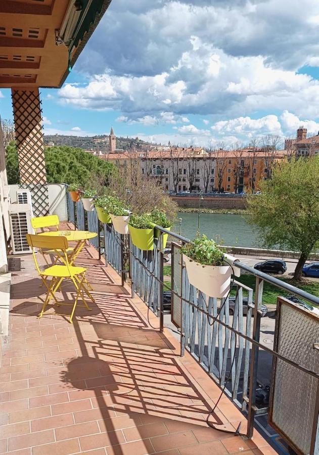 Riverview Luxury Flat Verona Exteriör bild