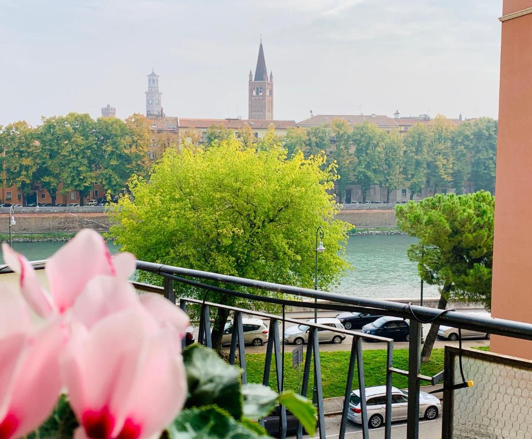 Riverview Luxury Flat Verona Exteriör bild